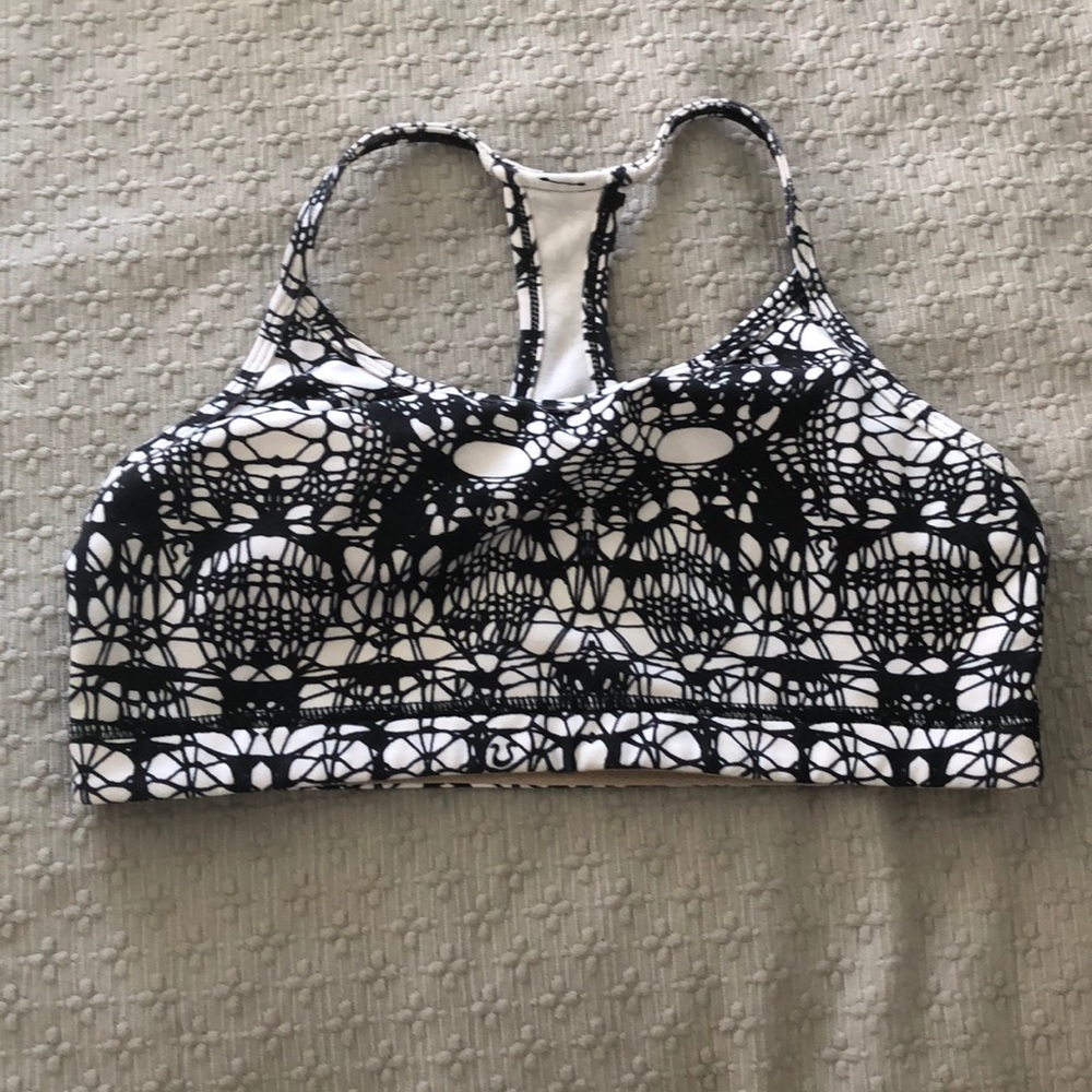 Lulu lemon sports bra